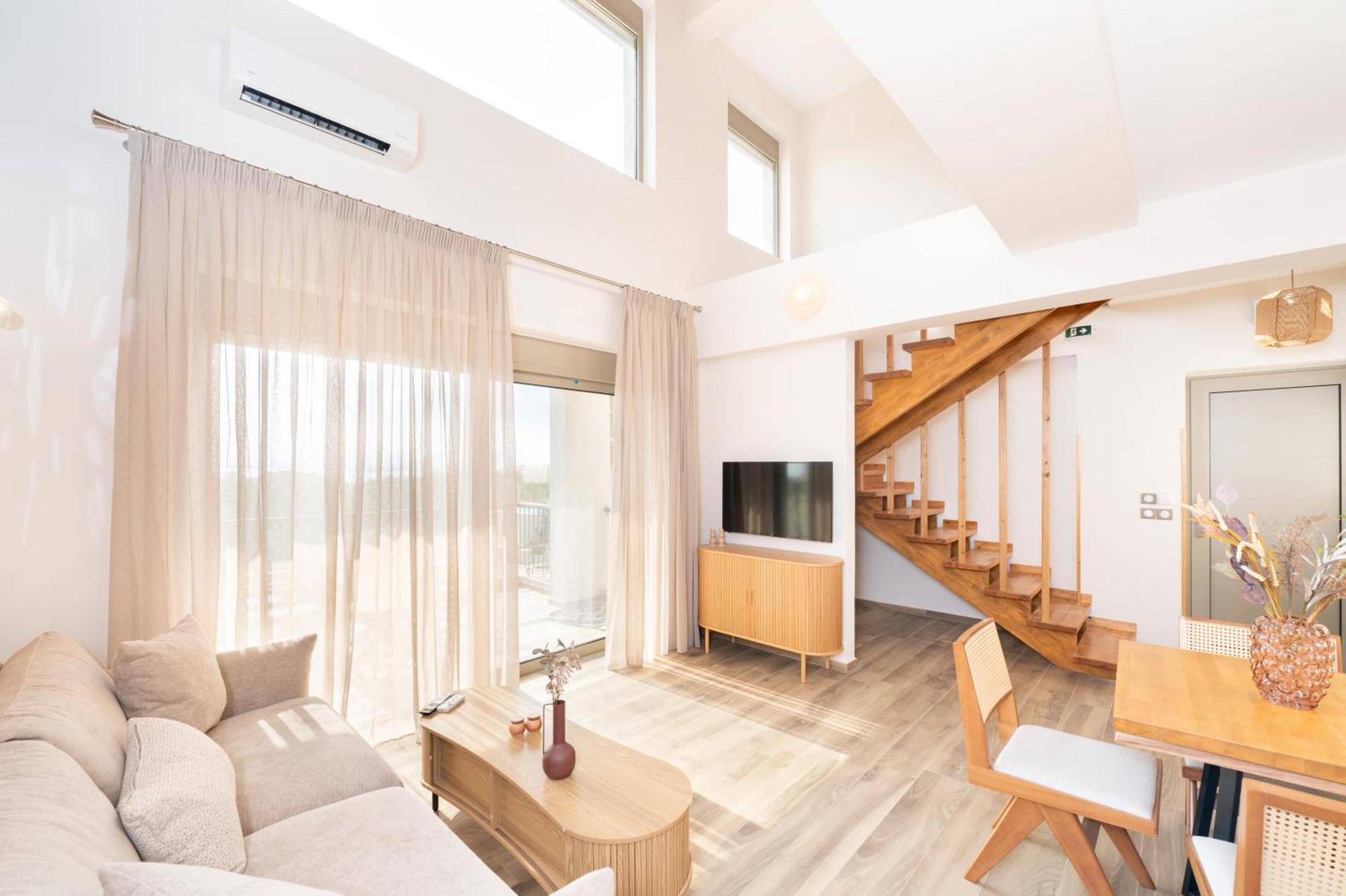 Petradi Suites Kalamata Extérieur photo
