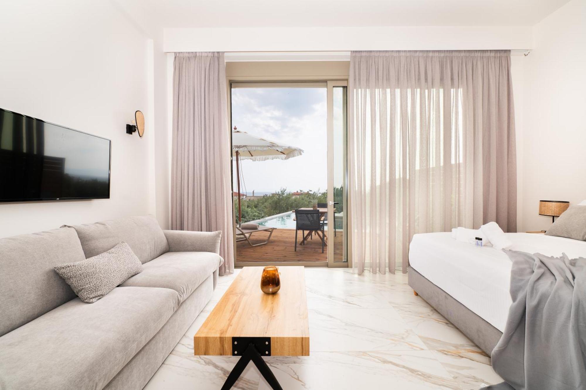 Petradi Suites Kalamata Extérieur photo