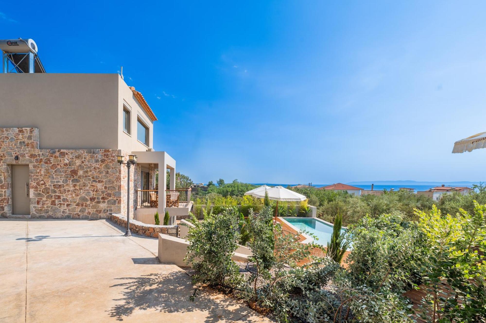 Petradi Suites Kalamata Extérieur photo