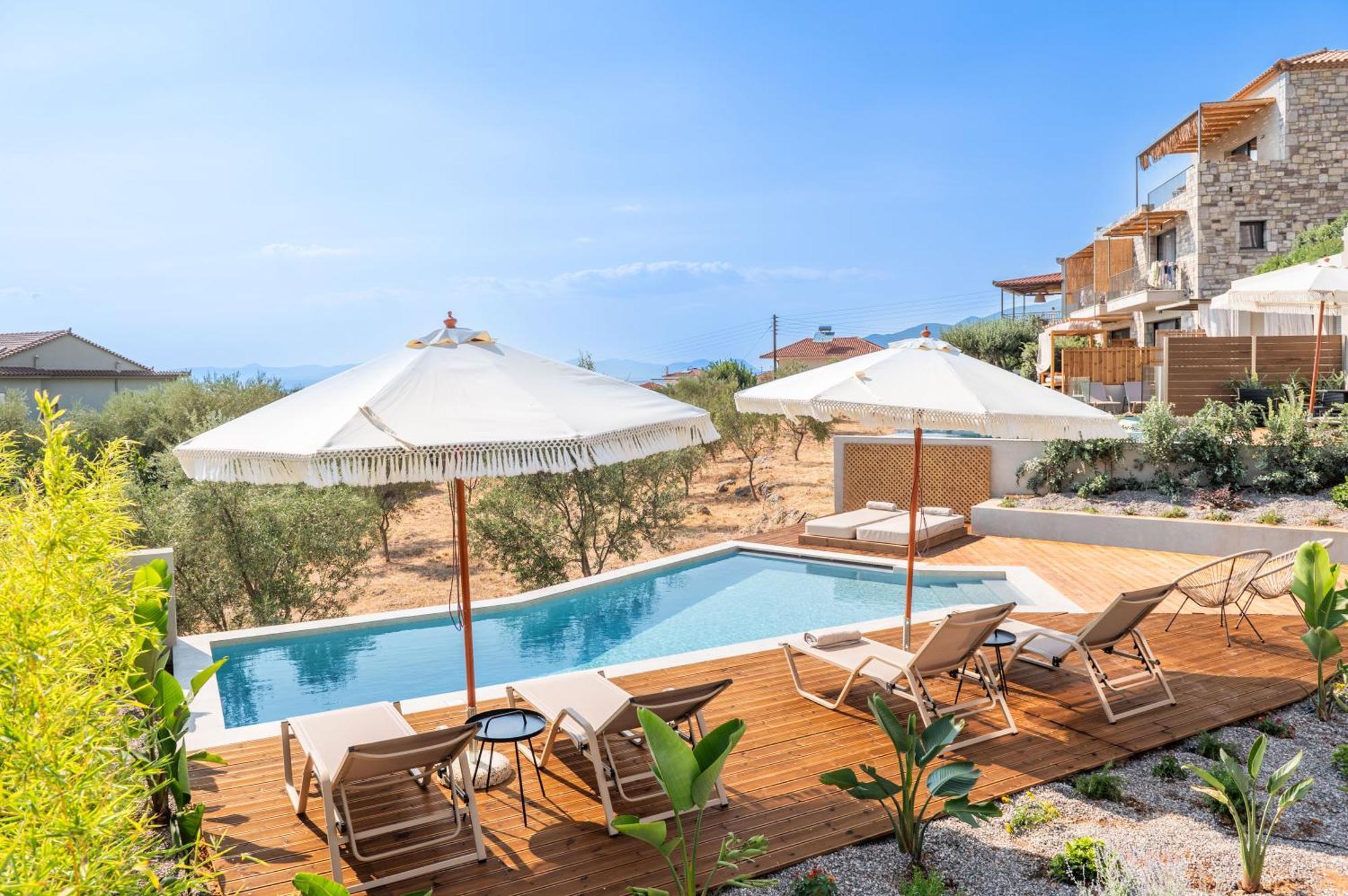 Petradi Suites Kalamata Extérieur photo