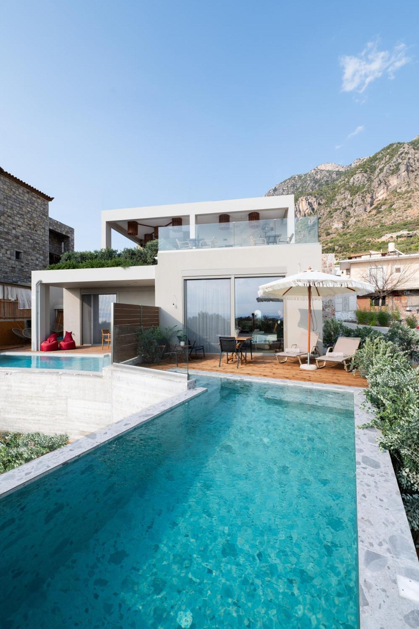Petradi Suites Kalamata Extérieur photo